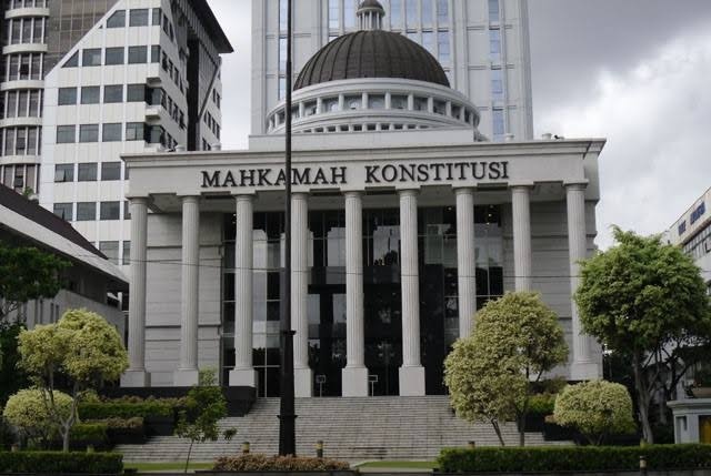 Merasa Dirugikan, Pasutri Pekerja Online Gugat Aturan Penghangusan Kuota Internet di MK