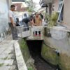 Drainase Dicekik Bangunan, Banjir Setinggi Dada Jadi Teror Tahunan Warga Lowokwaru