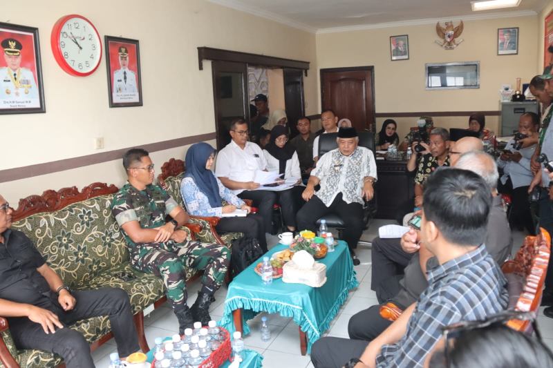 Bupati Malang Dorong Penyelesaian Konflik Dualisme Yayasan SMP Bhakti–SMK Turen