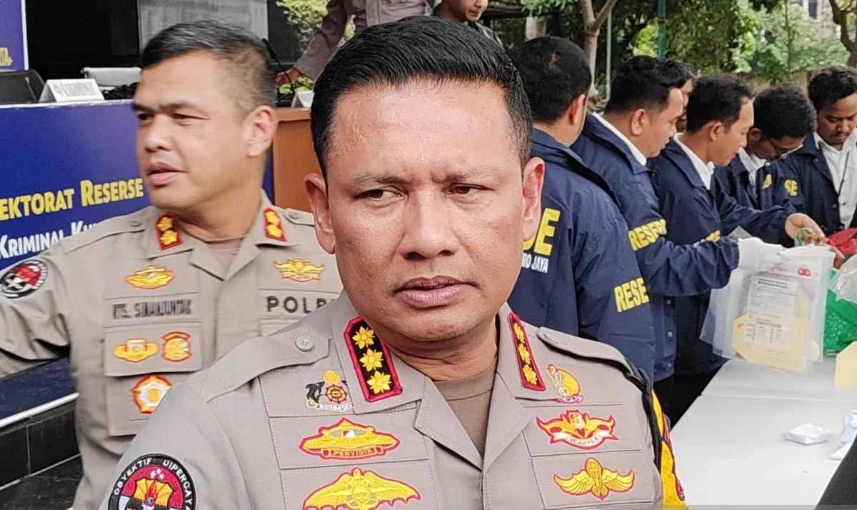 Polisi Dalami Riwayat Kesehatan dan Kronologi Kematian Selebgram Lula Lahfah Polisi Dalami Riwayat Kesehatan dan Kronologi Kematian Selebgram Lula Lahfah