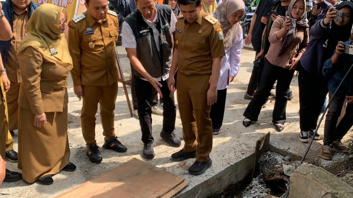 Wagub Jatim Tinjau Proyek Drainase Soekarno-Hatta Malang, Keterlambatan Tetap Diproses Sesuai Aturan