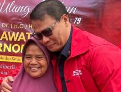 Warnai Bedah Rumah Lansia di HUT Megawati ke-79 dan HUT PDIP ke-53, Anggota DPR RI Ahmad Basarah Sedih dan Gembira