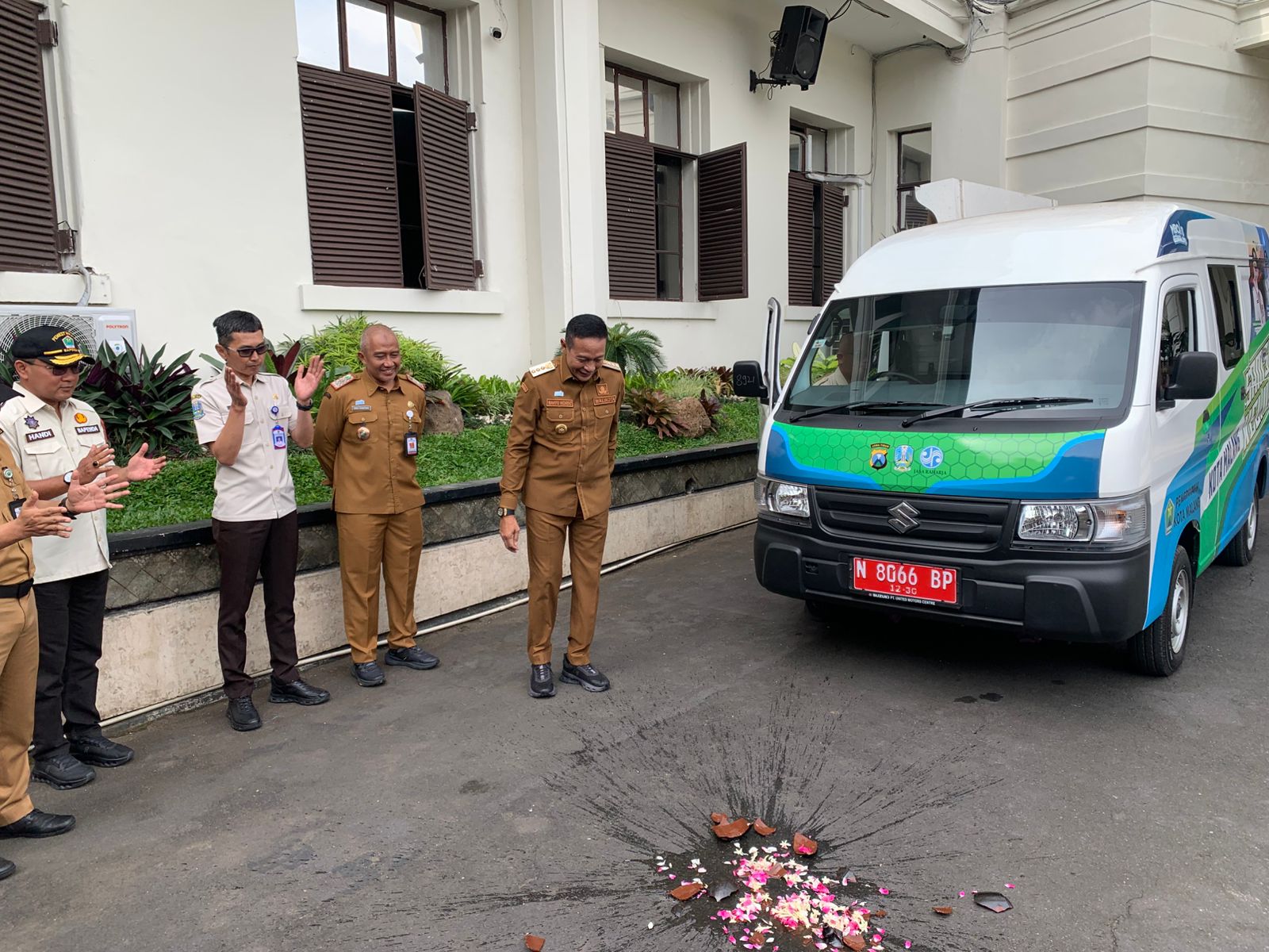 Memudahkan Pelayanan Kepada Masyarakat, Pemkot Malang Meluncurkan Mobil Pelayanan Pajak Kendaraan Bermotor