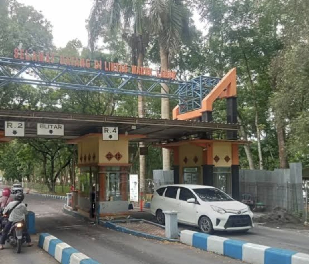 5 Pilihan Rute Malang-Blitar, Lengkap dengan Kelebihan dan Kekurangannya