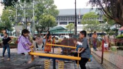 Area Main Anak di Alun-Alun Merdeka Malang Kini Lebih Aman