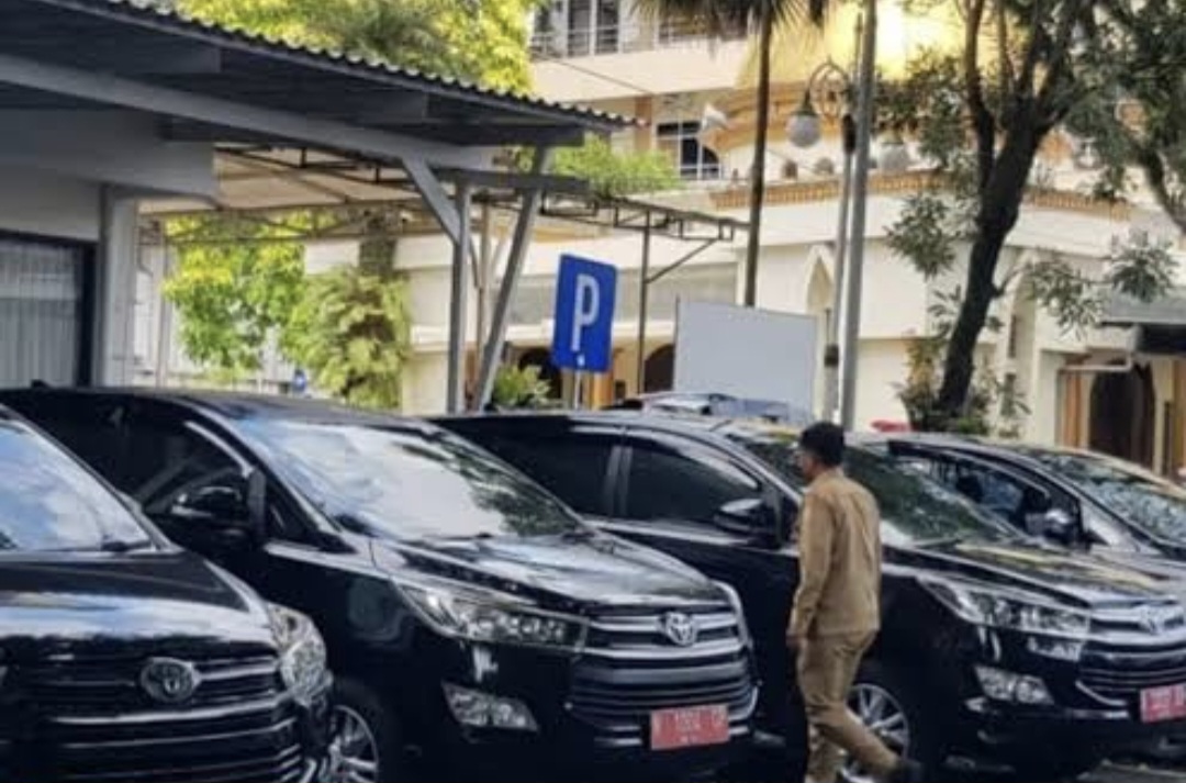 Pemkab Malang Segera Lelang Mobil Dinas Mangkrak Pemkab Malang Segera Lelang Mobil Dinas Mangkrak