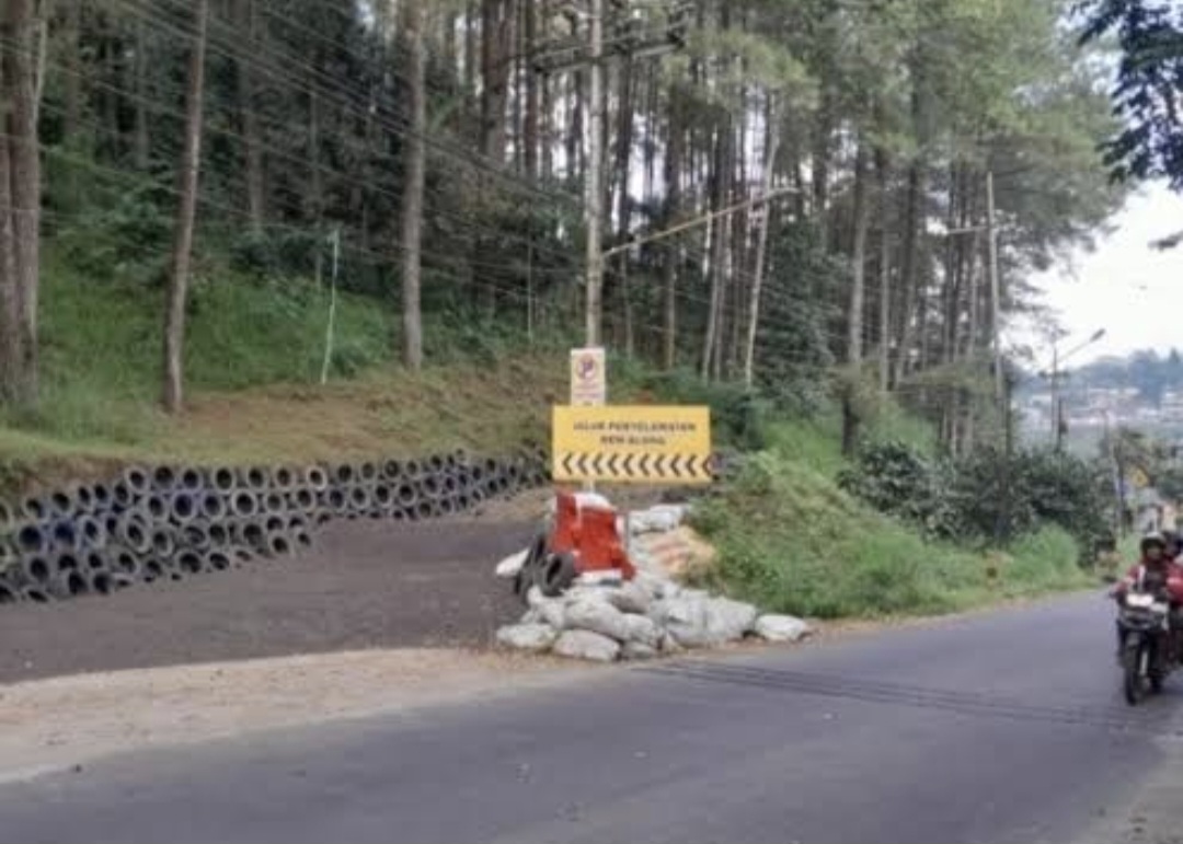 Sering Picu Rem Blong, Jalur Klemuk Batu Disiapkan Jalur Berkelok demi Tekan Kecelakaan