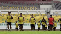 Arema FC Tantang Dewa United di Banten, Ini Prediksi Starting XI Kedua Tim