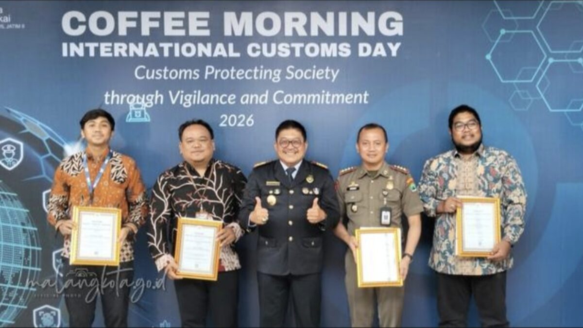 Satpol PP Kota Malang Raih Penghargaan dari Bea Cukai, Efektif Berantas Rokok Ilegal