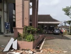 Gempa Pacitan Picu Korban di Trenggalek, Tiga Orang Luka dan Kantor Kecamatan Rusak