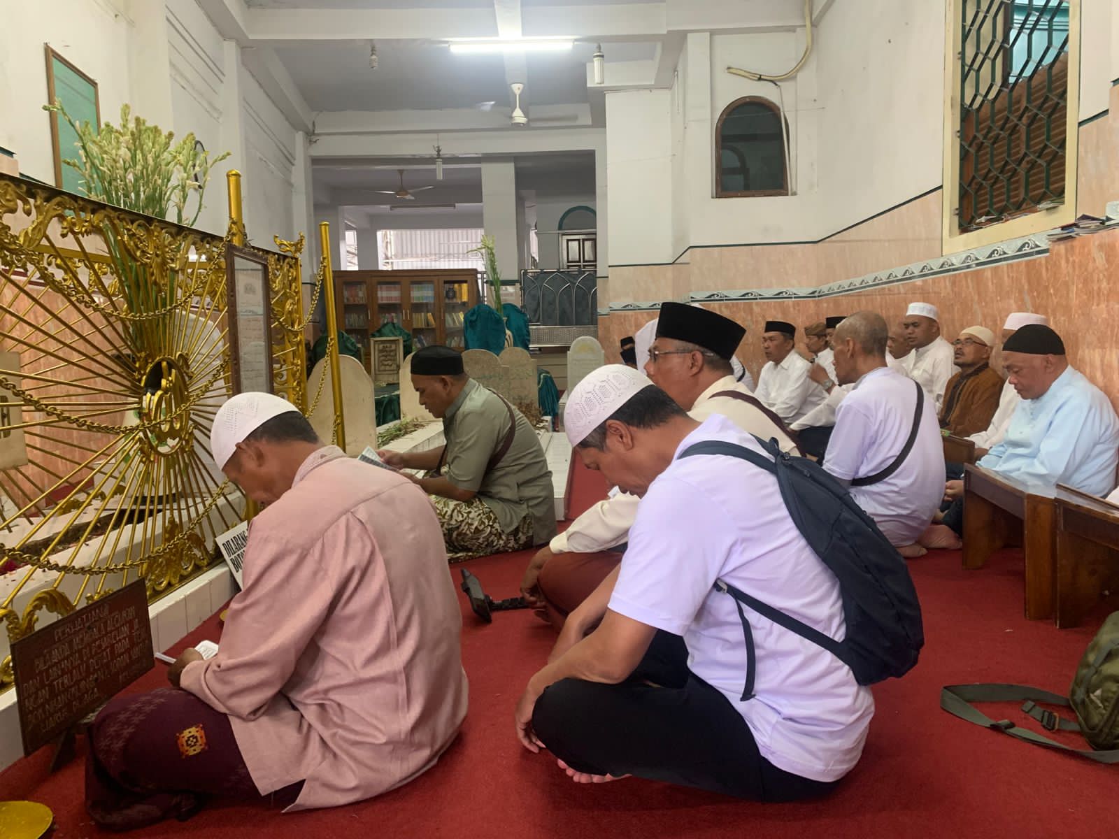Menapaki Jejak Dakwah Ulama Jawa Timur, Jamaah Al Muhajirin 1 Gelar Wisata Religi Menapaki Jejak Dakwah Ulama Jawa Timur, Jamaah Al Muhajirin 1 Gelar Wisata Religi