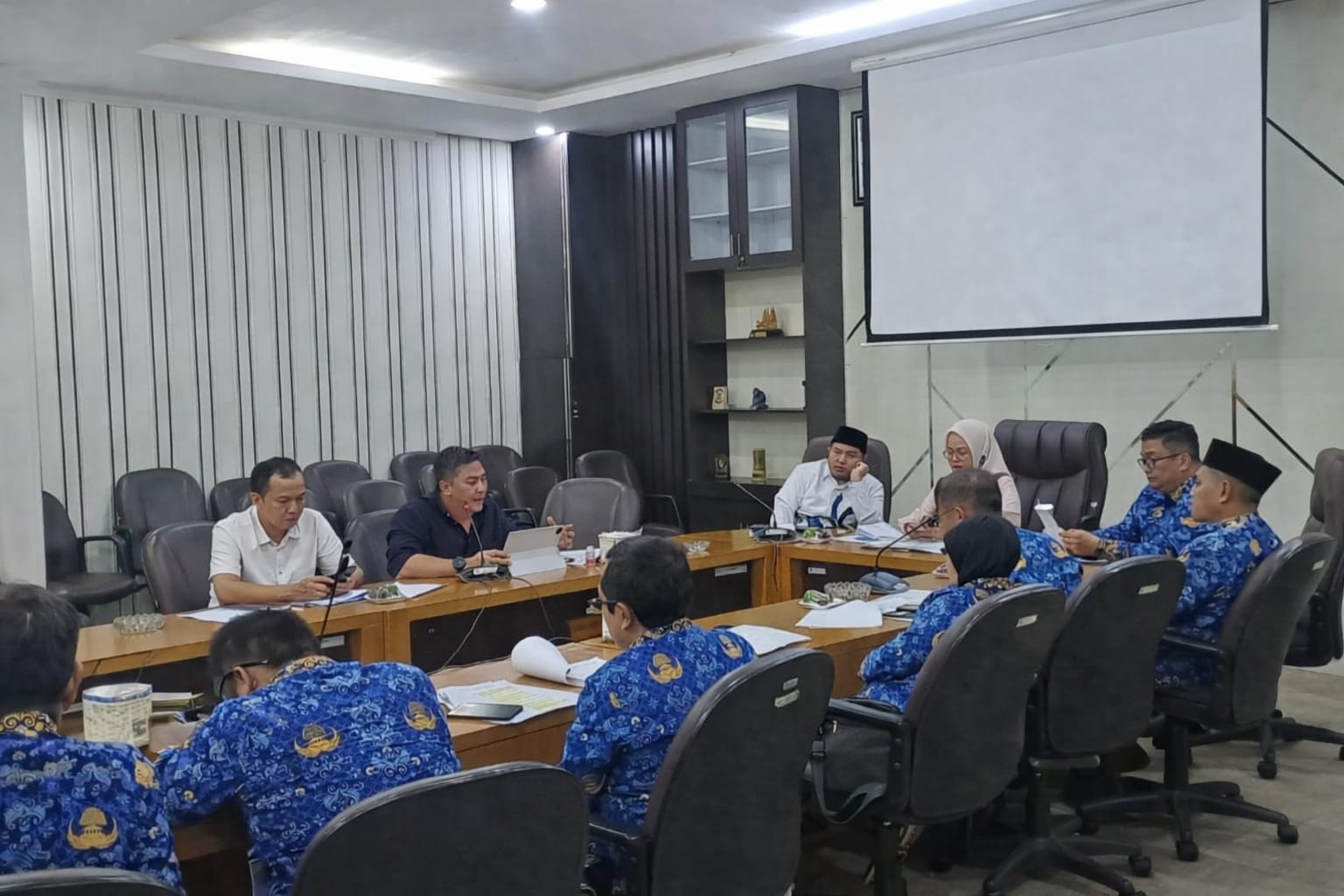 DPRD Malang Sentil CSR Bank Jatim yang Hanya Dapat Truk Sampah, Ancam Pindah Payroll