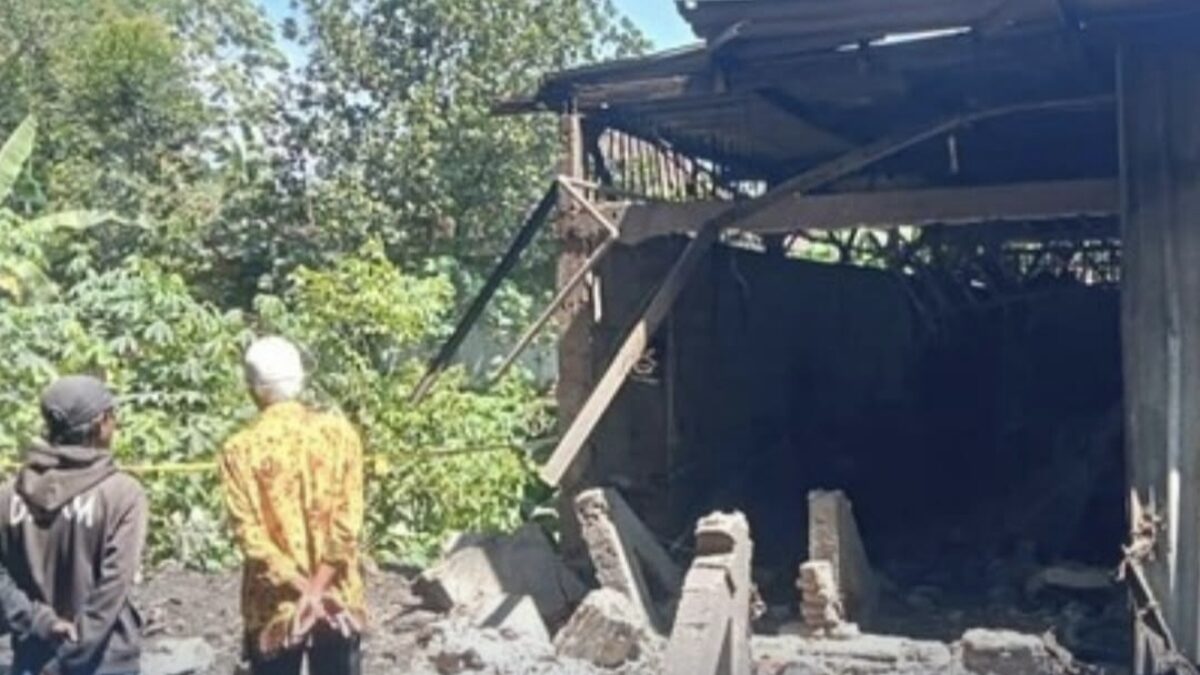 Pabrik Tahu di Malang Meledak Saat Produksi, Satu Pekerja Tewas Terpental Pabrik Tahu di Malang Meledak Saat Produksi, Satu Pekerja Tewas Terpental