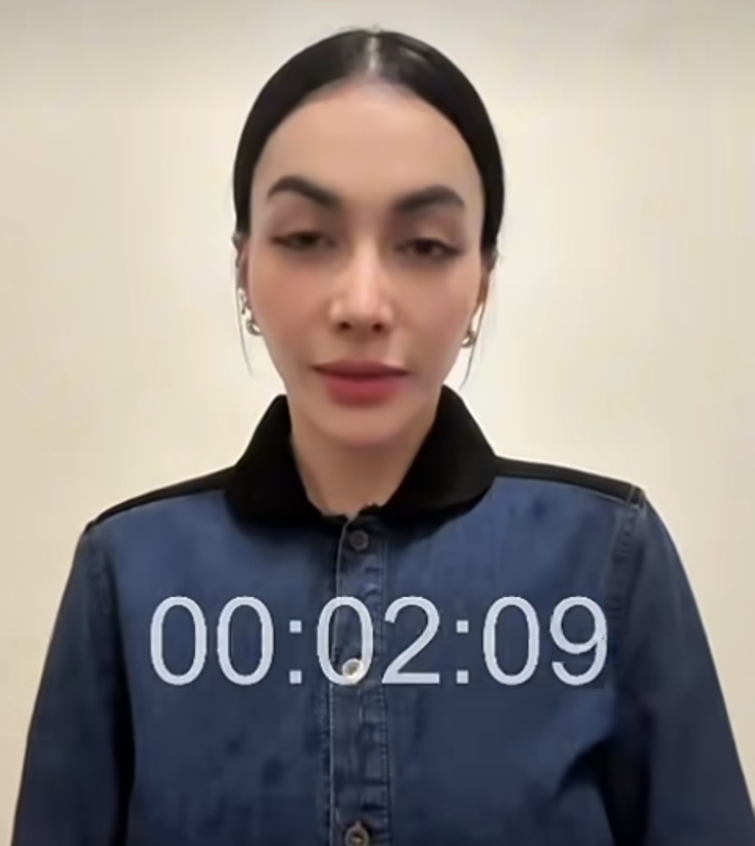 Ressa Rizky Rossano Akhirnya Diakui Anak Kandung oleh Denada