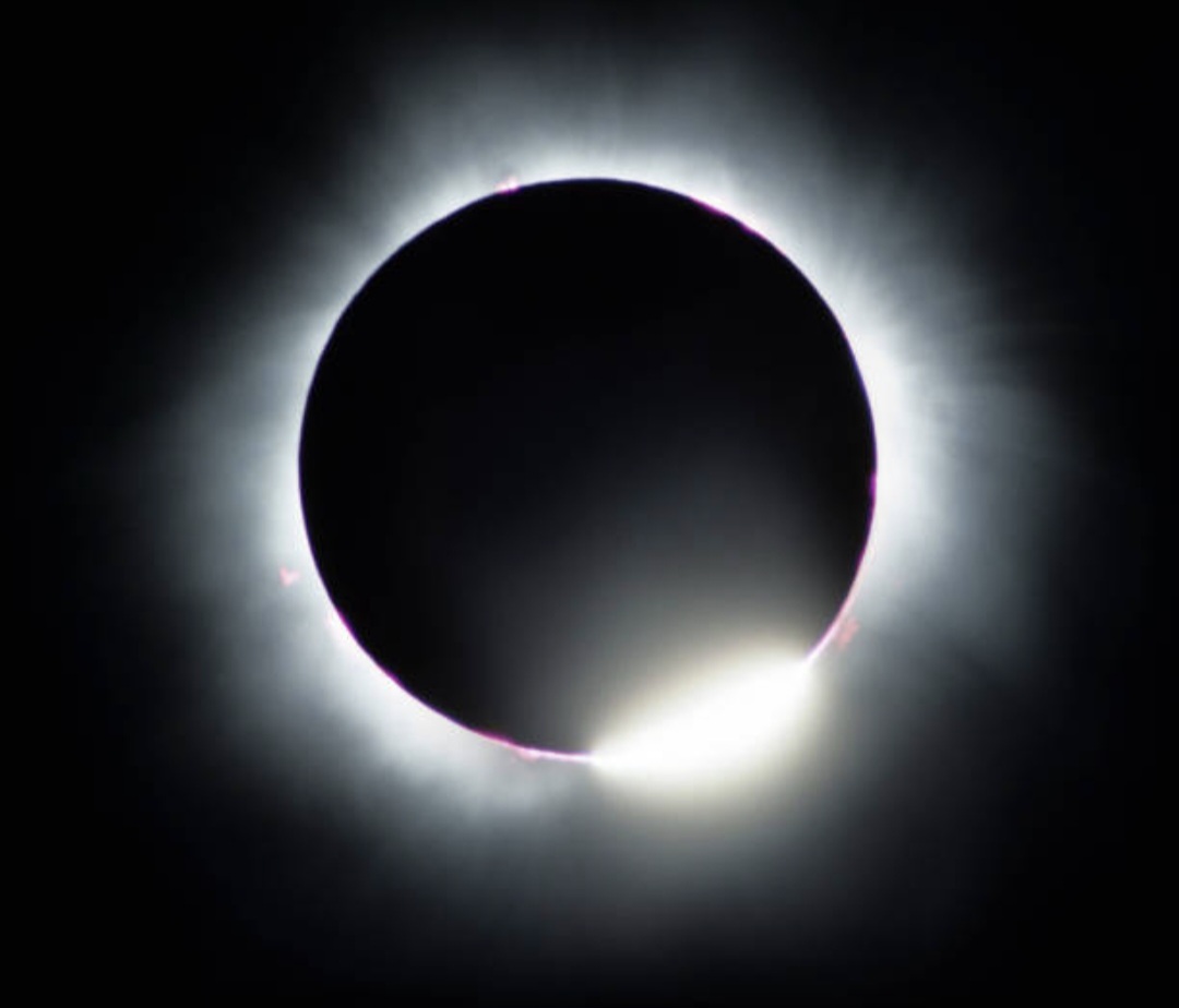 Gerhana Matahari Cincin Bakal Muncul Jelang Ramadan 2026, Catat Waktu dan Lokasinya Gerhana Matahari Cincin Bakal Muncul Jelang Ramadan 2026, Catat Waktu dan Lokasinya