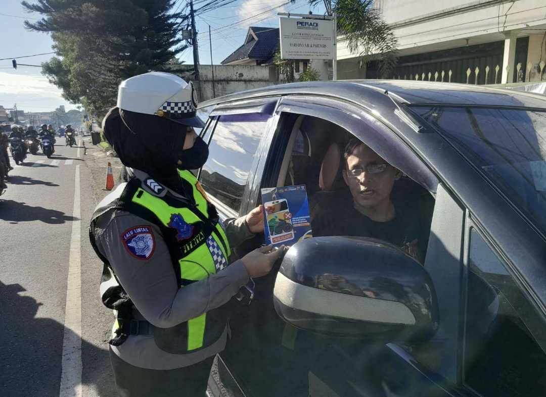 Satlantas Malang Gencarkan Edukasi Operasi Keselamatan Semeru 2026