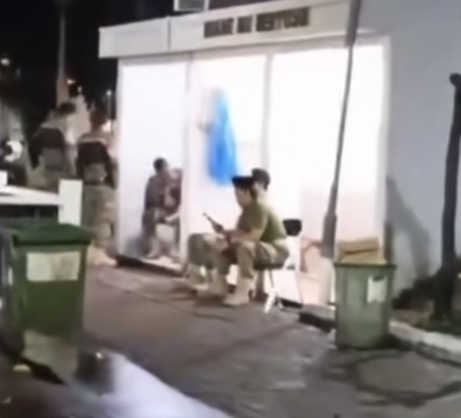 Viral Oknum Satpol PP Merokok di Ruang Laktasi, Alun-Alun Merdeka Malang Bakal Punya Area Khusus Perokok