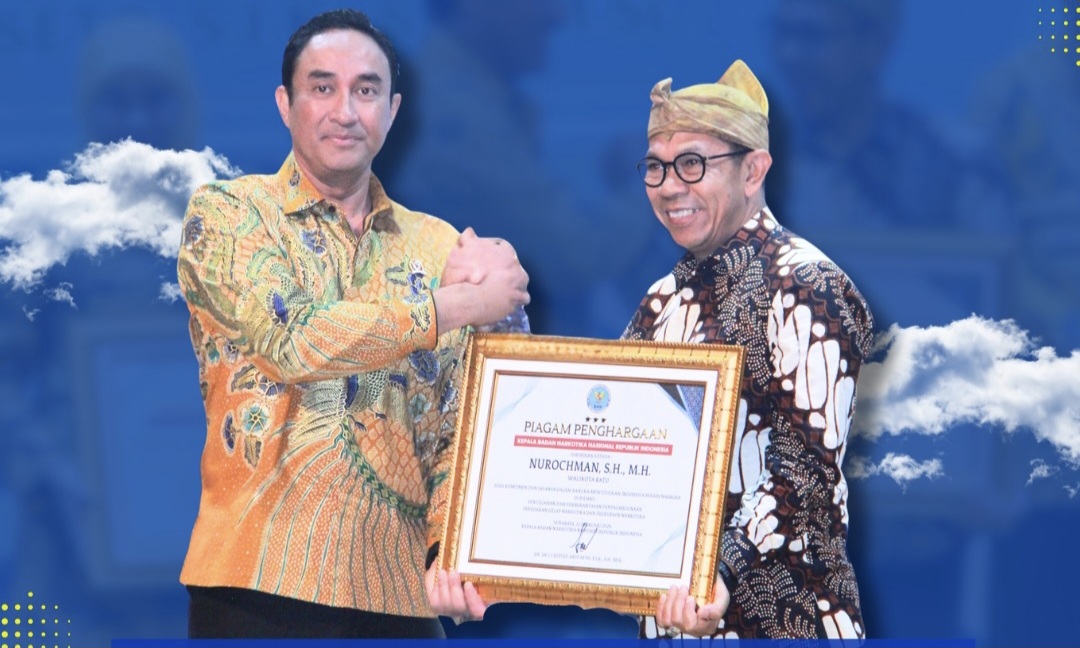 Wali Kota Nurochman dan Desa Bulukerto Harumkan Kota Batu di Ajang BNN RI