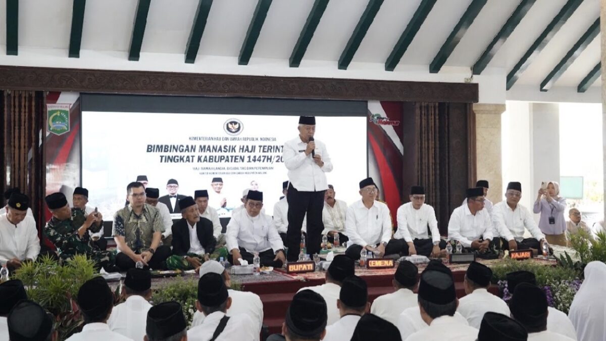 1.639 Warga Kabupaten Malang Berangkat Haji 2026, Bupati Ingatkan Jaga Ibadah dan Nama Baik Daerah 1.639 Warga Kabupaten Malang Berangkat Haji 2026, Bupati Ingatkan Jaga Ibadah dan Nama Baik Daerah