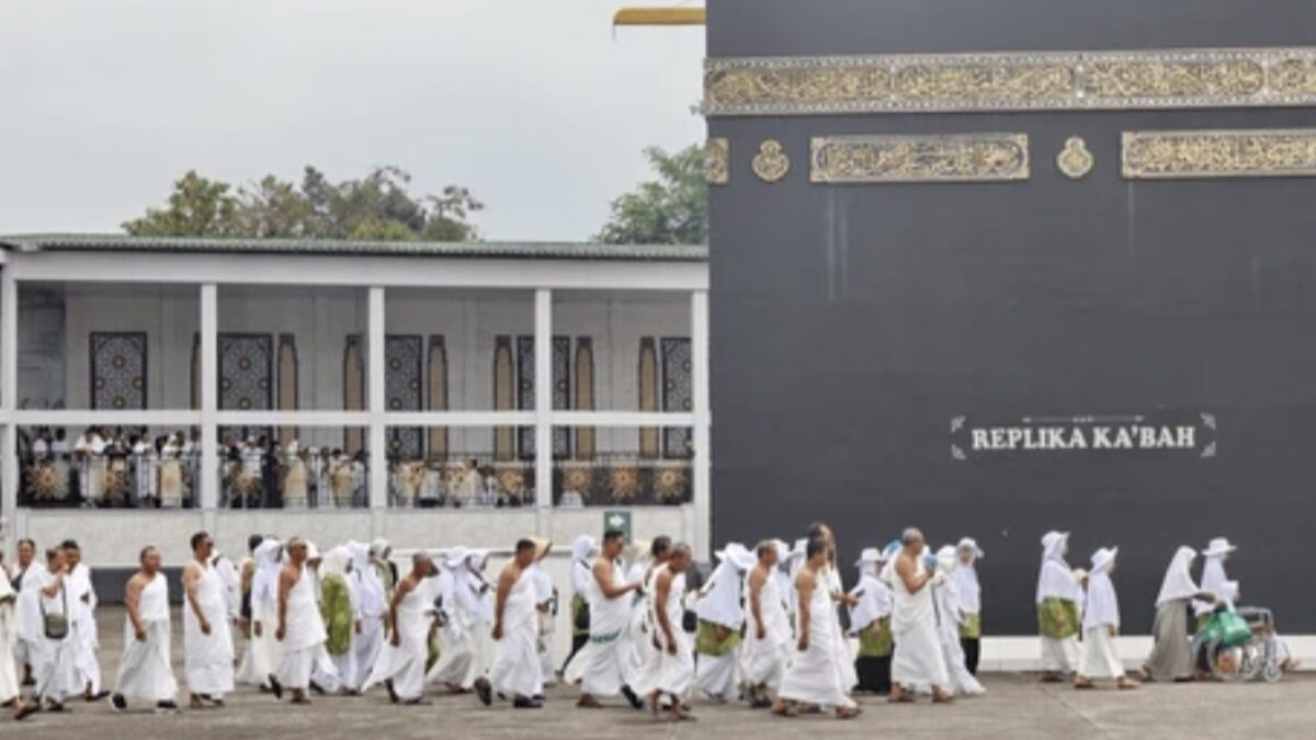 Daftar Kloter dan Jadwal Keberangkatan Calon Jemaah Haji Kota Malang, Mulai 22 April Daftar Kloter dan Jadwal Keberangkatan Calon Jemaah Haji Kota Malang, Mulai 22 April