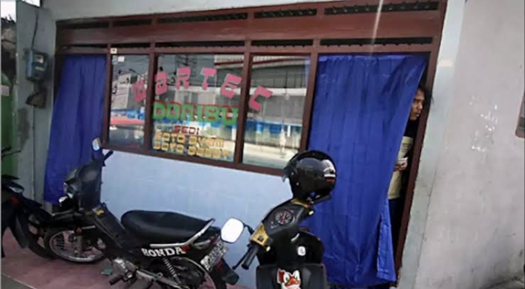 Ramadan 2026: Karaoke-Panti Pijat di Kota Batu Disetop Total, Restoran Wajib Pasang Tirai Ramadan 2026: Karaoke-Panti Pijat di Kota Batu Disetop Total, Restoran Wajib Pasang Tirai