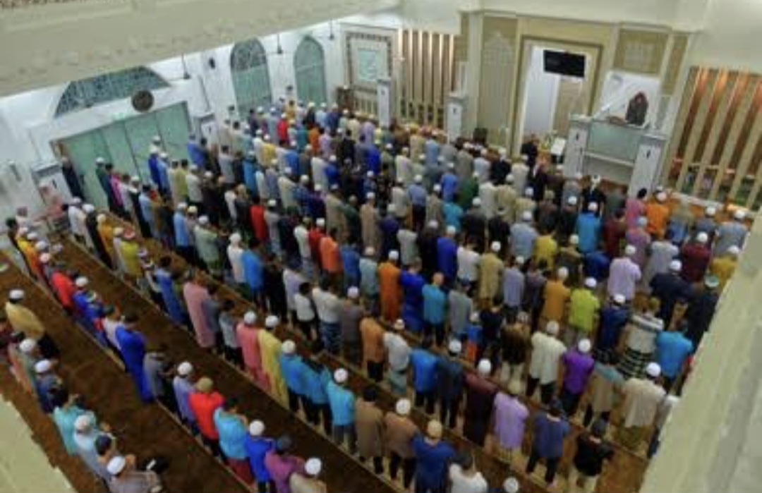 6 Doa Pilihan di Bulan Ramadhan, dari Witir hingga Doa Kamilin