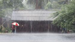 Cuaca Jatim Hari Ini Berpotensi Ekstrem, Ada Hujan Lebat hingga Angin 33 Knot Cuaca Jatim Hari Ini Berpotensi Ekstrem, Ada Hujan Lebat hingga Angin 33 Knot