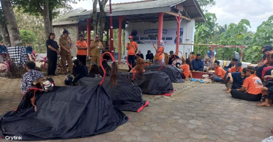 Asal-Usul hingga Keunikan Bantengan Lereng Semeru dan Kolok Goblok yang Jadi WBTb Asal-Usul hingga Keunikan Bantengan Lereng Semeru dan Kolok Goblok yang Jadi WBTb