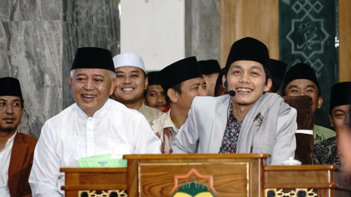 Bupati Malang Hadiri Pengajian Nuzulul Qur’an Bersama Gus Iqdam di Gondanglegi