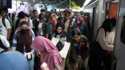 Puncak Arus Mudik Lebaran 2026 di Daop 8 Surabaya Tembus 50 Ribu Penumpang