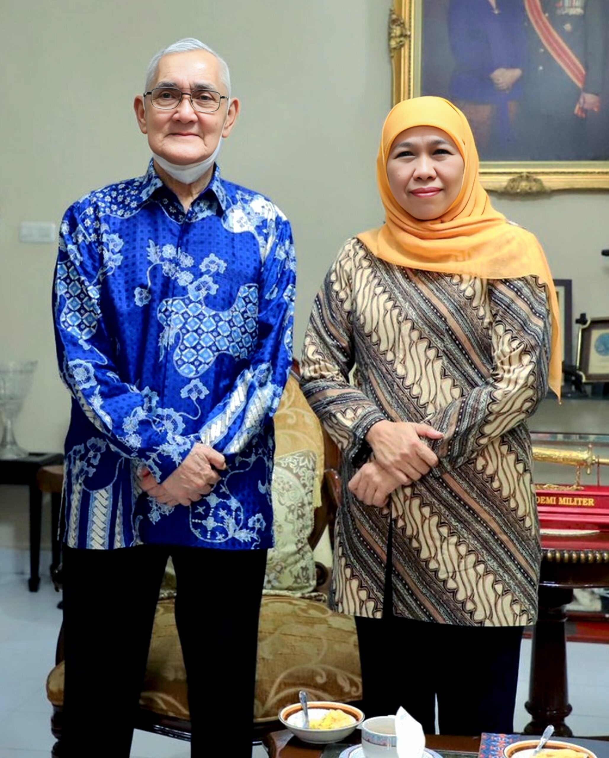 Try Sutrisno Wafat, Gubernur Khofifah Sampaikan Duka Cita Mendalam , Ajak Masyarakat Jatim Kibarkan Bendera Setengah Tiang Dua Hari Try Sutrisno Wafat, Gubernur Khofifah Sampaikan Duka Cita Mendalam , Ajak Masyarakat Jatim Kibarkan Bendera Setengah Tiang Dua Hari