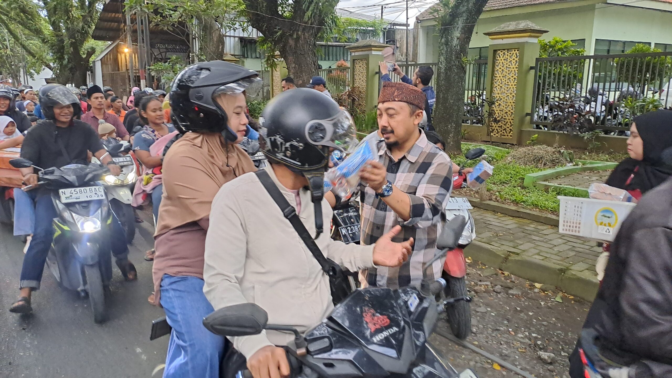 Lintas Komunitas Malang Raya Gelar Berbagi Takjil Akbar, Ramadhan Momentum Perkuat Kepedulian Sosial