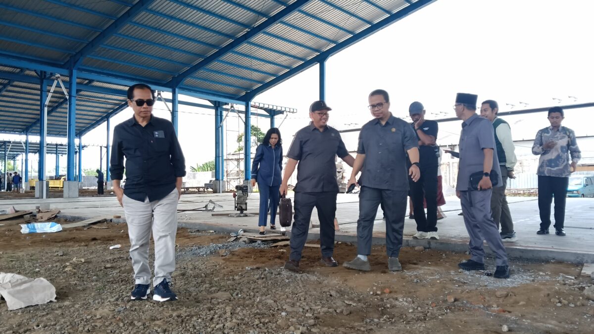 Komisi B DPRD Kota Malang Sidak Pengerjaan Relokasi Pasar Induk Gadang