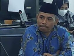 Backdrop Halal Bihalal BUMD Tanpa Foto Wabup, Imam Supi’i: Jangan Jebak Publik dalam Polemik Simbol