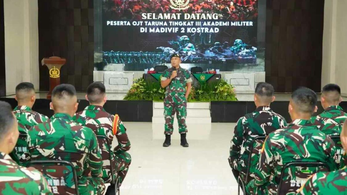 Taruna Akmil Jalani OJT di Divif 2 Kostrad Malang, Asah Kepemimpinan Lapangan