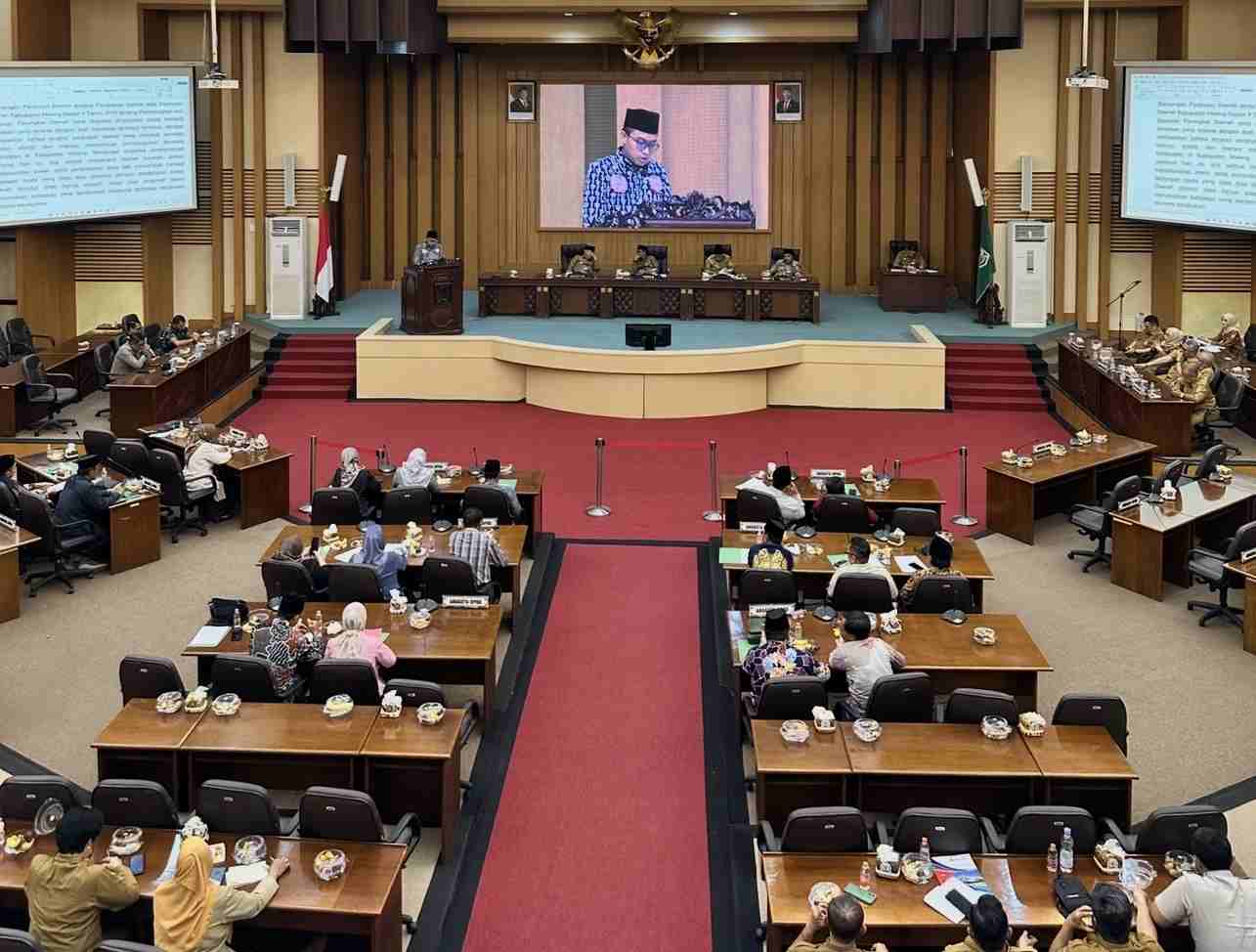 Bupati Malang Sampaikan Pandangan atas Raperda DPRD, Tekankan Regulasi Berpihak Warga Bupati Malang Sampaikan Pandangan atas Raperda DPRD, Tekankan Regulasi Berpihak Warga