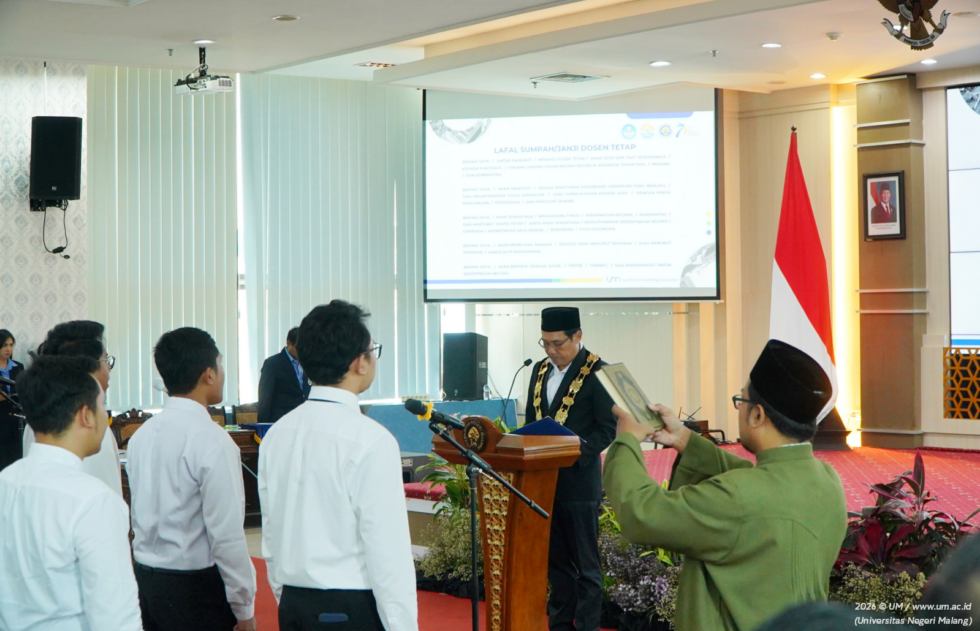 UM Lantik 27 Dosen Tetap, Dorong Percepatan Doktoral dan Publikasi Ilmiah 2026