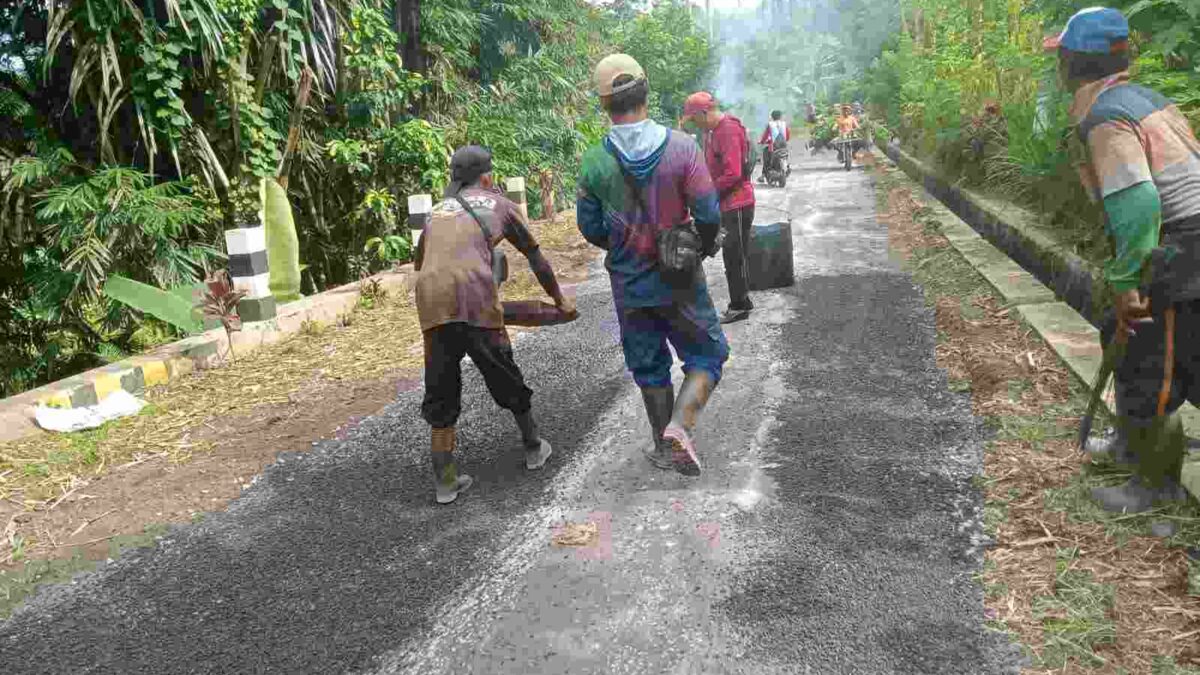 Perbaikan Jalan Malang Selatan Dorong Akses Ekonomi dan Persiapan Kunjungan Presiden
