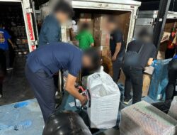 Bea Cukai Malang Menggagalkan Peredaran Rokok Ilegal di Dua Lokasi Jasa Ekspedisi