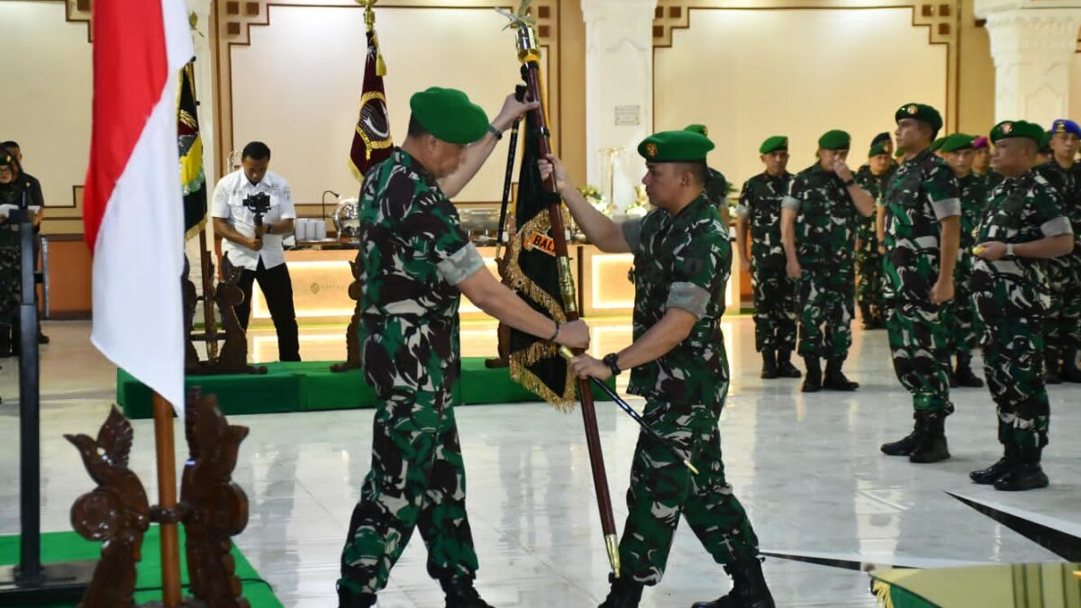 Korem 083/Baladhika Jaya Berganti Komando, Pangdam Tekankan Adaptasi dan Kepemimpinan Humanis