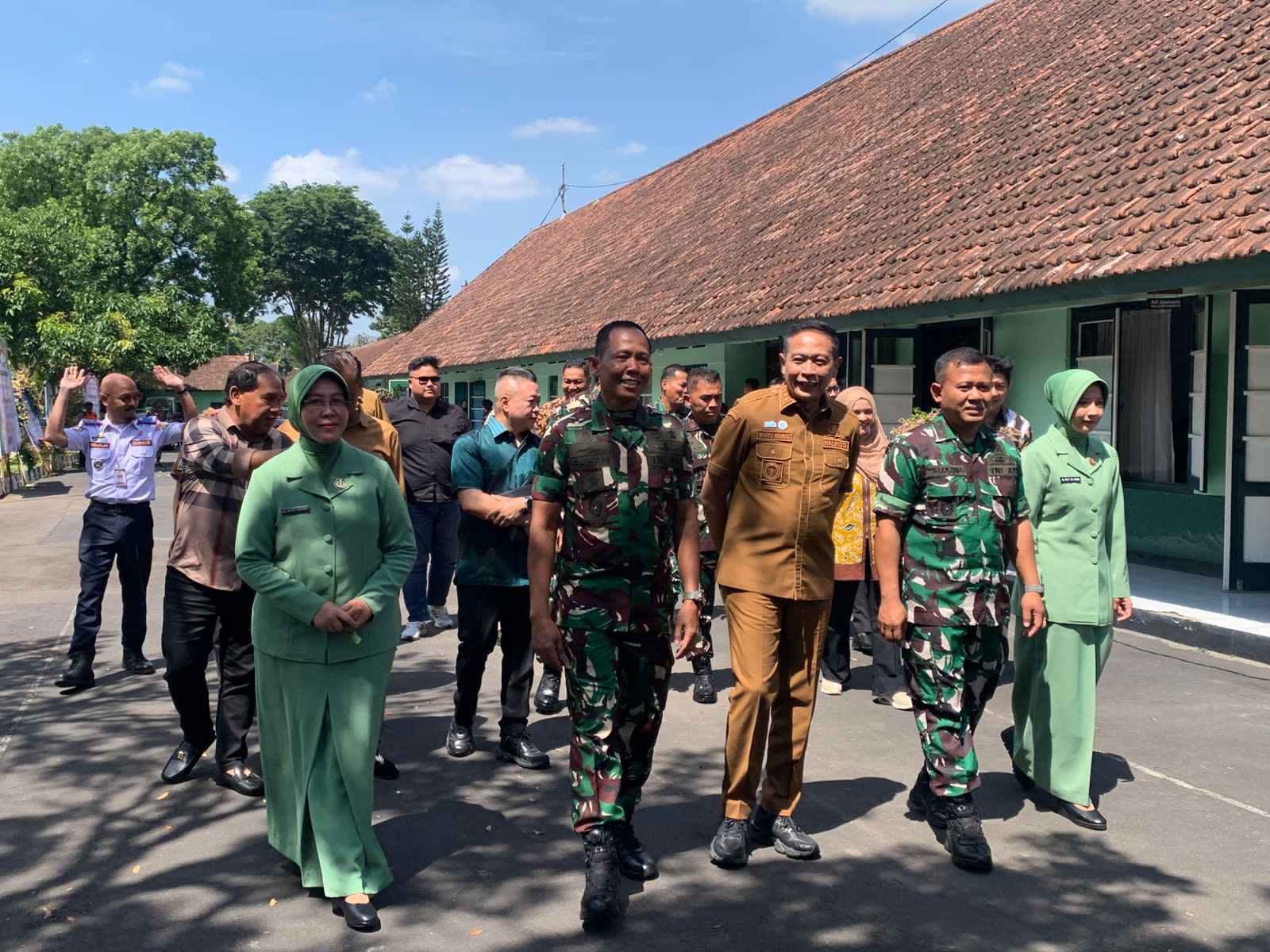 Lepas Sambut Ka Ajendam V/Brawijaya, Pemkot Malang Tegaskan Penguatan Sinergi TNI–Daerah Lepas Sambut Ka Ajendam V/Brawijaya, Pemkot Malang Tegaskan Penguatan Sinergi TNI–Daerah