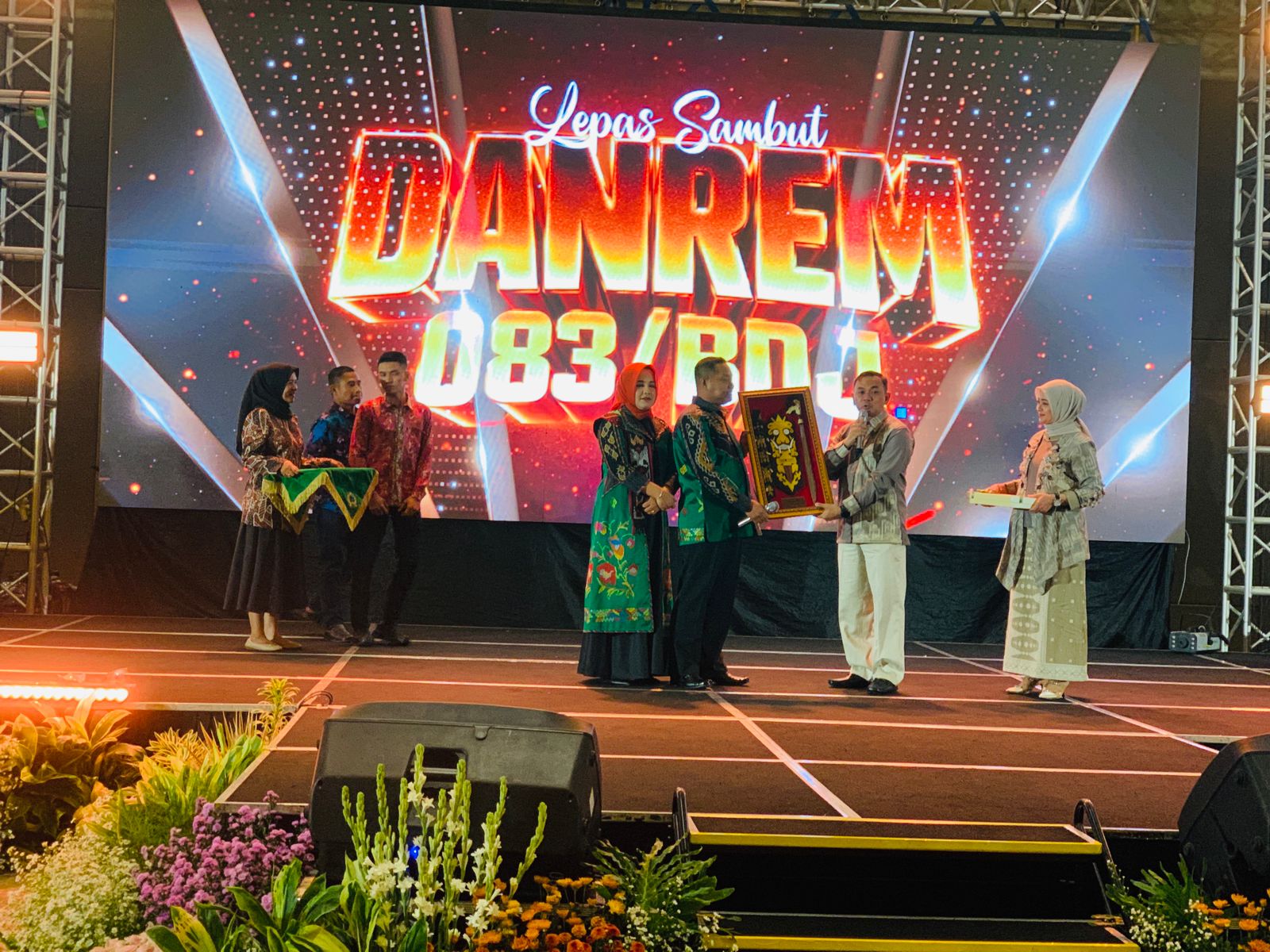 Estafet Kepemimpinan Korem 083 Berganti, Kolonel Wahyu Resmi Jadi Danrem Estafet Kepemimpinan Korem 083 Berganti, Kolonel Wahyu Resmi Jadi Danrem