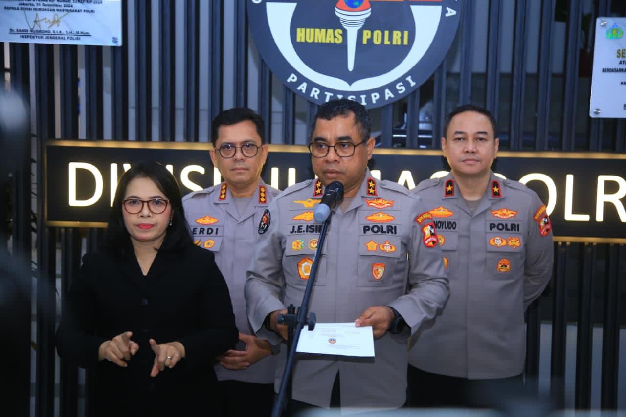 Bareskrim Polri Bongkar Sindikat Phishing Lintas Negara, Raup Keuntungan Hingga Rp25 Miliar Bareskrim Polri Bongkar Sindikat Phishing Lintas Negara, Raup Keuntungan Hingga Rp25 Miliar