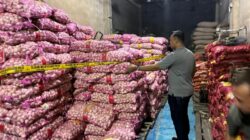 Bareskrim Polri Bongkar Penyelundupan 23 Ton Bawang dan Cabai di Pontianak