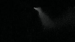 Langit Malang Mendadak Menyala, Warga Panik Lihat “Cahaya Aneh” Melintas