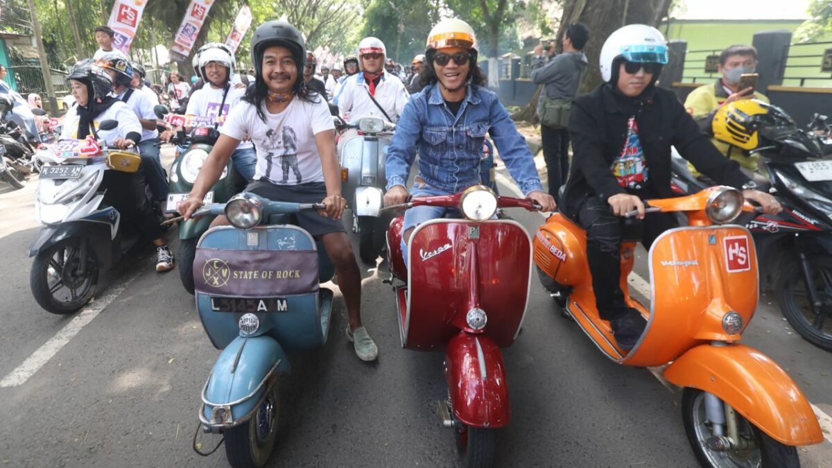 Sebelum Manggung, Kaka Slank Sunmori Bareng Ratusan Riders di Malang