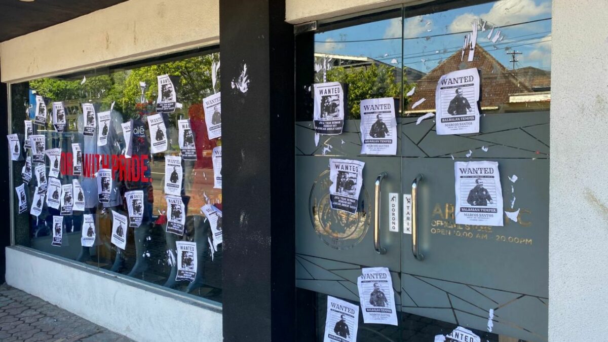 Kecewa Kalah Telak, Arema FC Official Store jadi Sasaran Protes