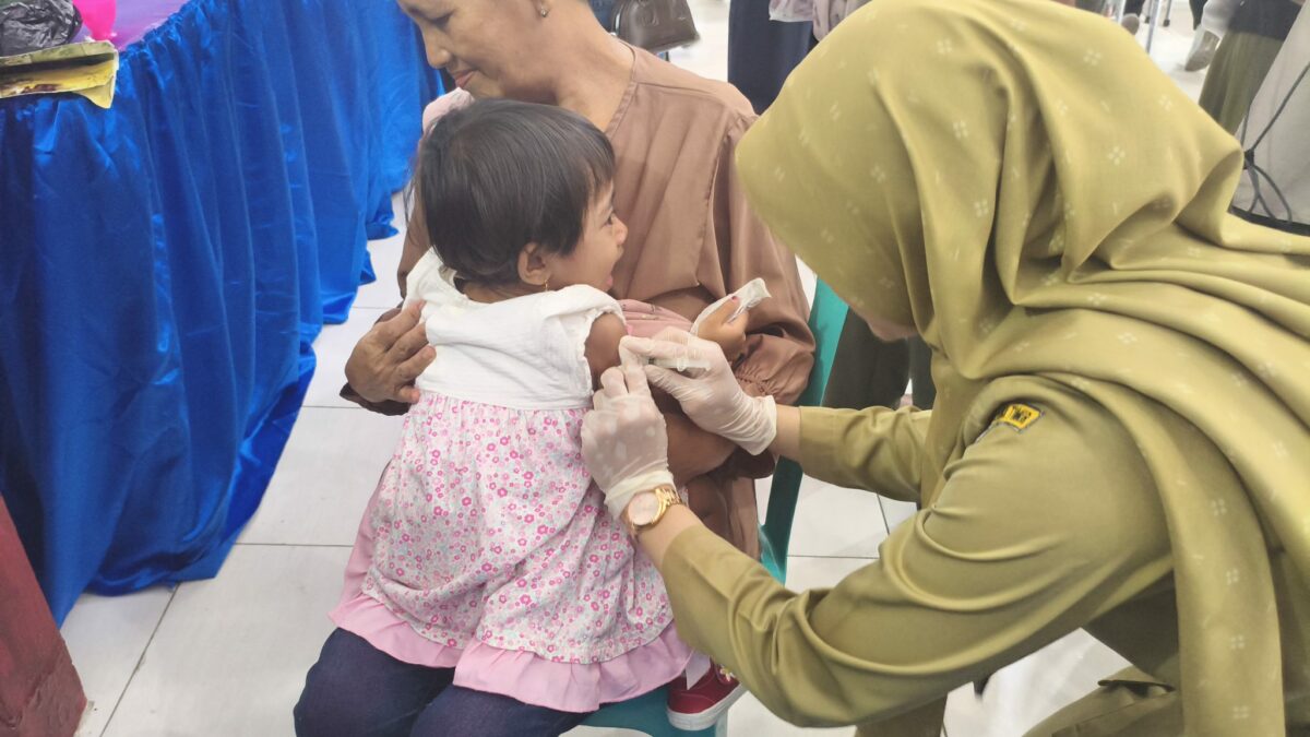 Satu Pasien Tularkan 18 Orang, Malang Operasi Kilat Imunisasi Campak
