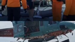 Dua WNA Rusia Terjebak Tebing Pantai Cemongkak, Dievakuasi Helikopter Basarnas Bali