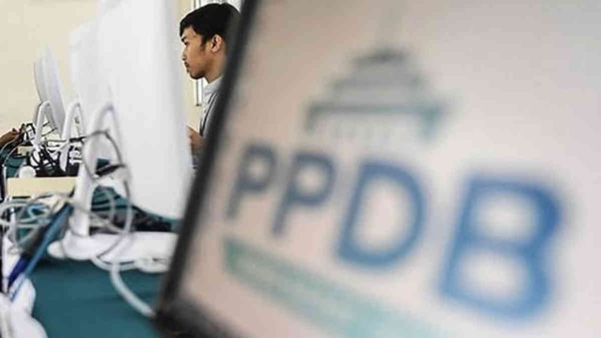 Posko PPDB Kota Malang Disiagakan, Wali Murid Bisa Minta Pendampingan
